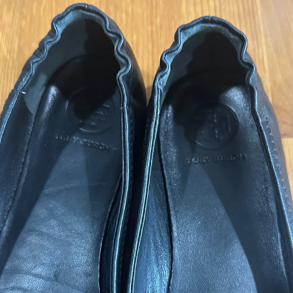Tory Burch Black Leather Flats with Logo Size 5.5